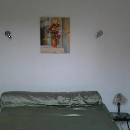 La Petite Maison En 度假居 *